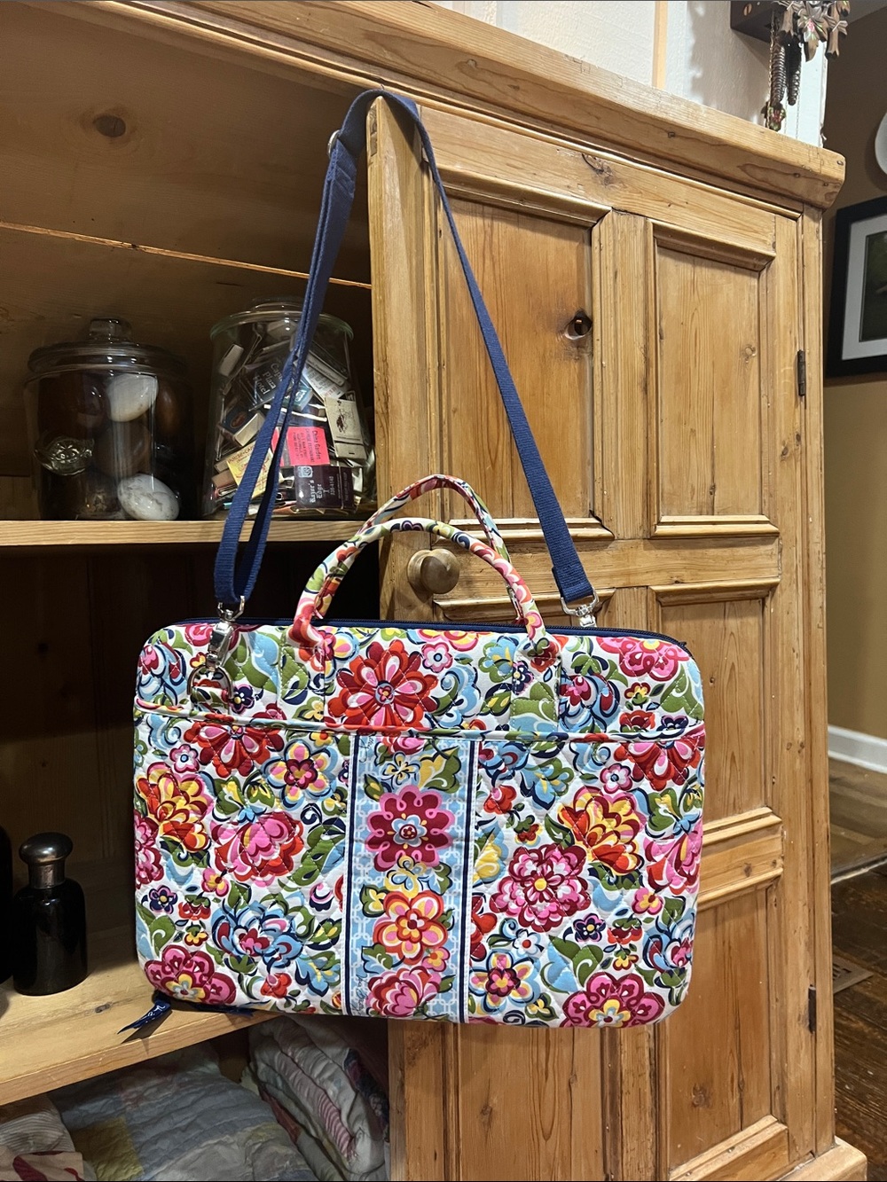 Vera Bradley 17” Laptop Bag in Retired Hope Garden Pattern